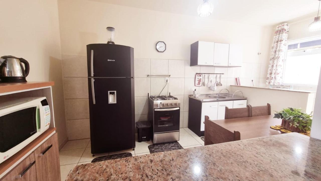 Residencial Cristina's-apartamentos De 2-3 Quartos Equipados Com Wifi Garagem-excelente Localizacao Lages