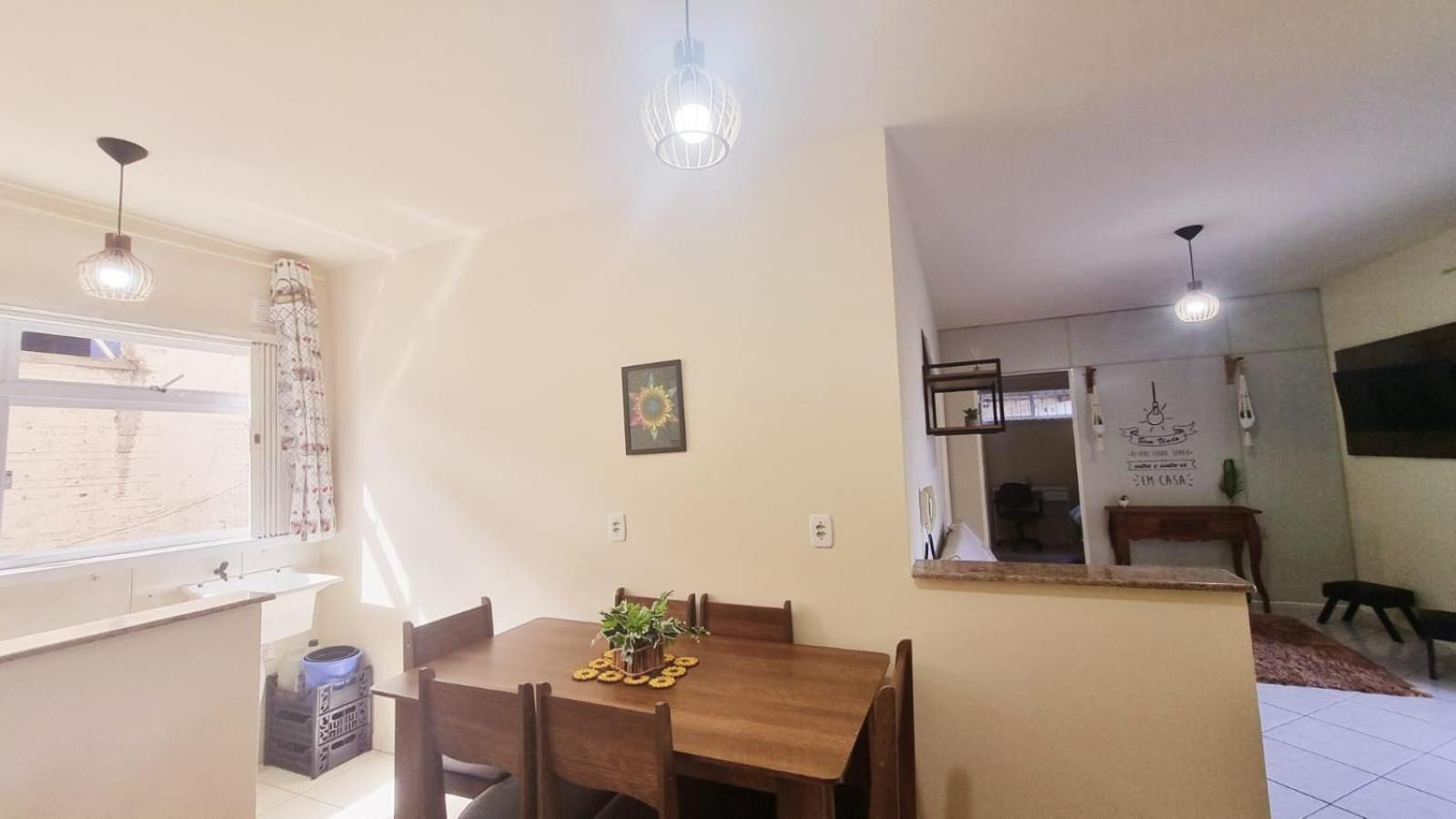 Residencial Cristina's-apartamentos De 2-3 Quartos Equipados Com Wifi Garagem-excelente Localizacao * Lages