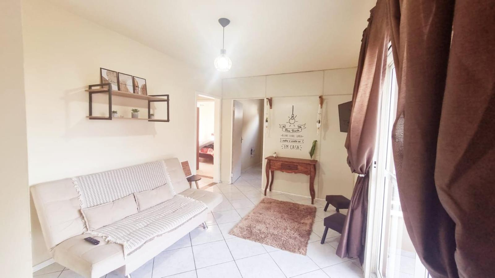 Residencial Cristina's-apartamentos De 2-3 Quartos Equipados Com Wifi Garagem-excelente Localizacao Lages