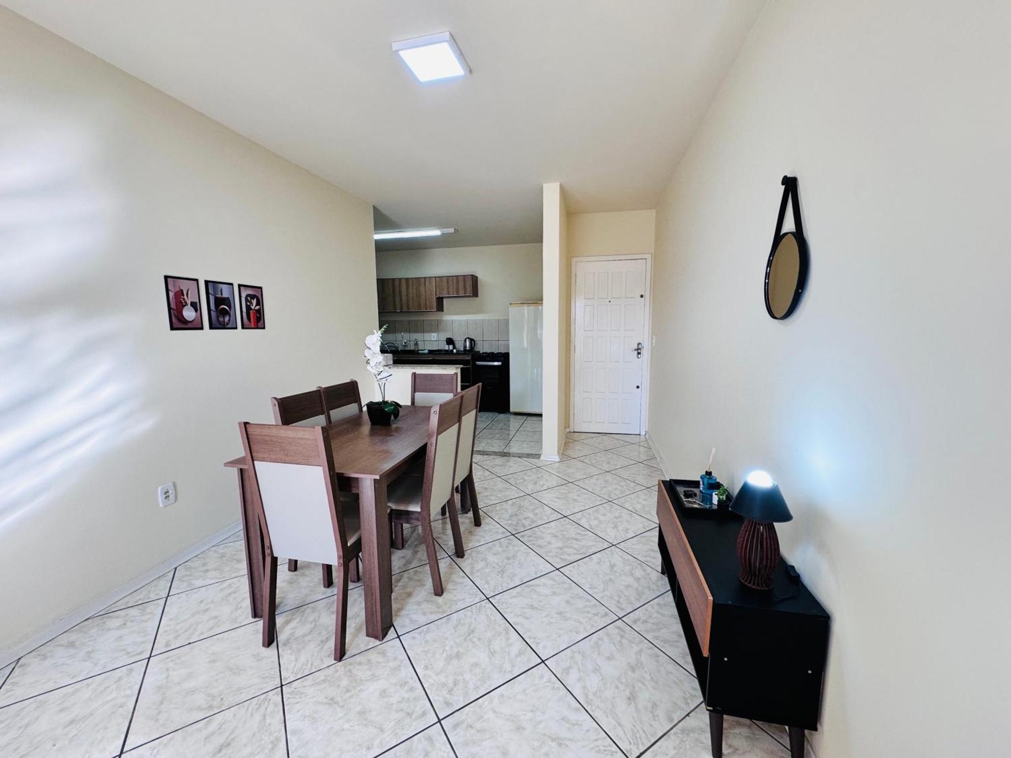 Residencial Cristina's-apartamentos De 2-3 Quartos Equipados Com Wifi Garagem-excelente Localizacao * Lages