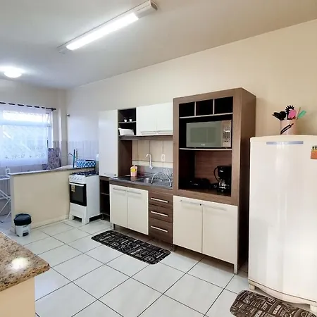 Residencial Cristina'S-Apartamentos De 2-3 Quartos Equipados Com Wifi Garagem-Excelente Localizacao Lages Exterior foto
