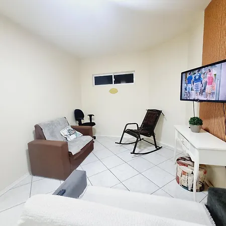 Residencial Cristina'S-Apartamentos De 2-3 Quartos Equipados Com Wifi Garagem-Excelente Localizacao Lages Exterior foto