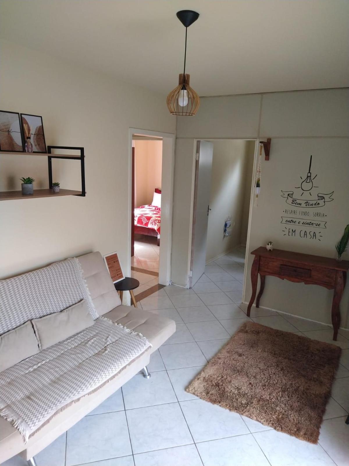 Residencial Cristina's-apartamentos De 2-3 Quartos Equipados Com Wifi Garagem-excelente Localizacao